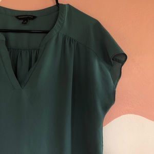 Teal banana republic blouse 🦋